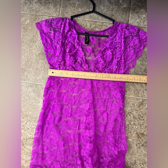 Lace V-Neck Sleepwear in Purple - Picture 6 of 6